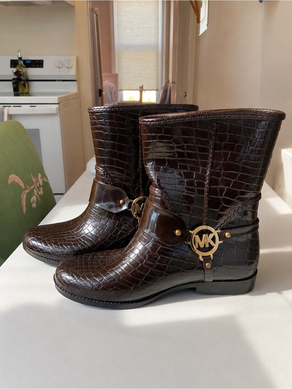 Michael Kors Brown Croc Embossed Rain Boots | Size 8